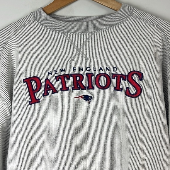 NFL - New England Patriots sweatshirt size extra large - Picture 3 of 8